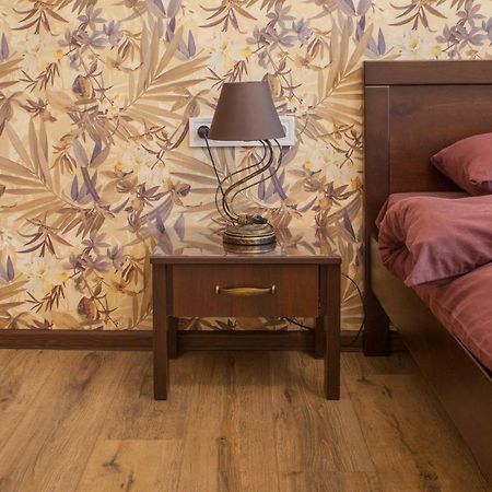 Apartment Vechnye Tsennosti Odessa Eksteriør bilde
